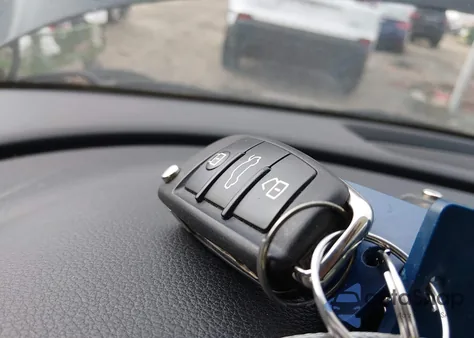 2015 Audi A3 2.0T Premium z USA, uszkodzony, nr VIN WAUEFGFF0F1043326